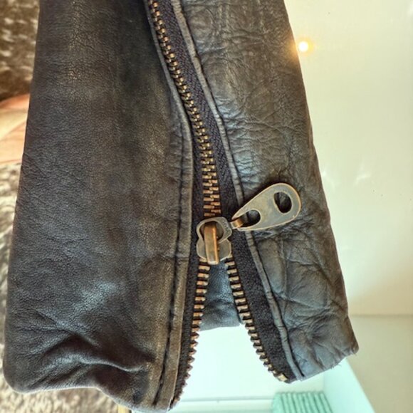 Pre-loved Distressed Domo Leather Motorcycle Jacket - Sized XS/S - Picture 9 of 9